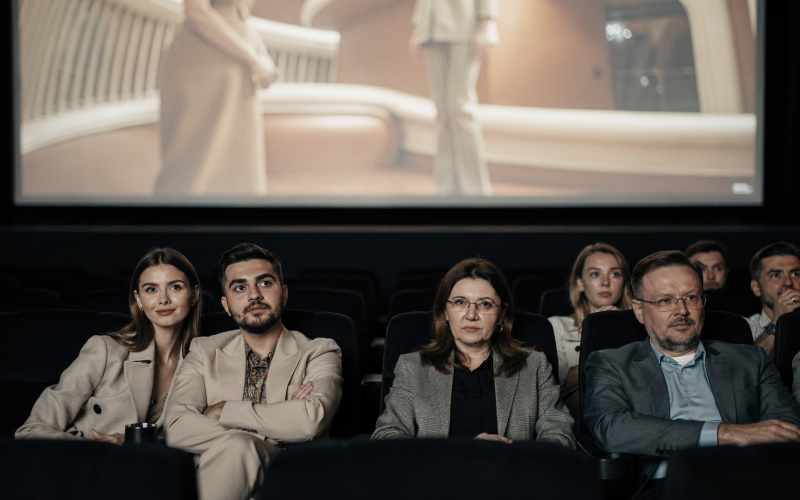 Отзывы зрителей о фильме «Дом Пьера Кардена»: сильные и слабые стороны